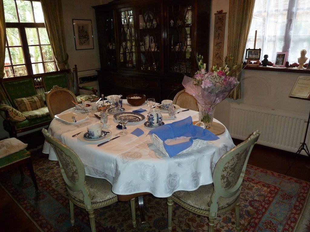 B&B 'T Nieuw Lijsternest Wezembeek-Oppem Oda fotoğraf